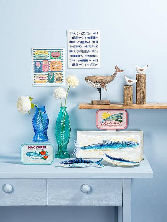 Decor - Medium Whale on Stand-8"H