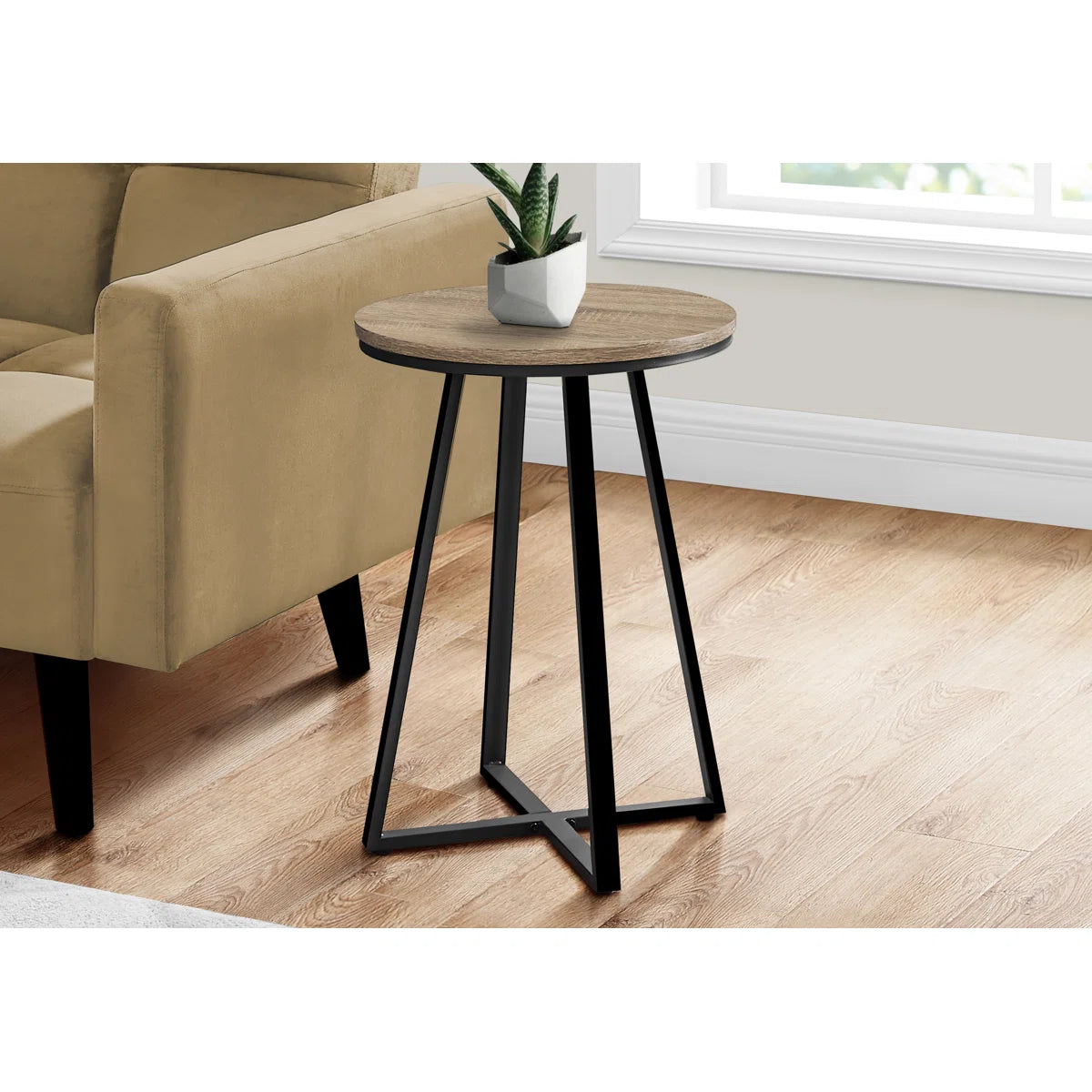 Furniture: Wood/ Metal Side Table
