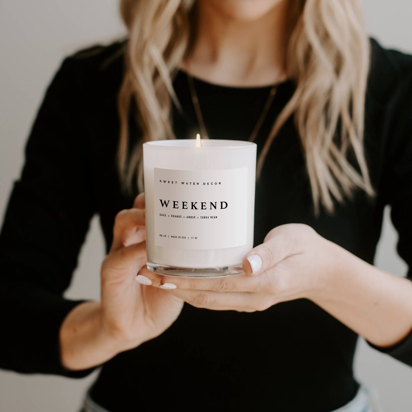 Candle - Weekend 11 oz Soy Candle