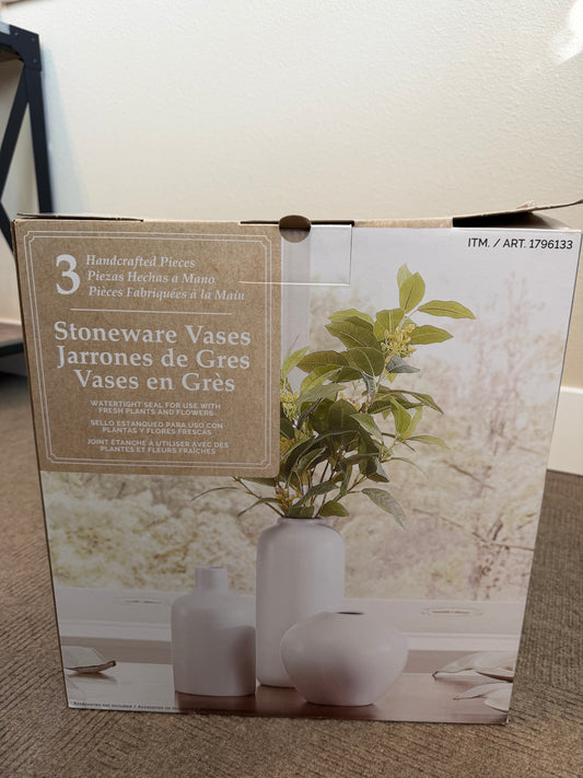Vases: White Stoneware Vase
