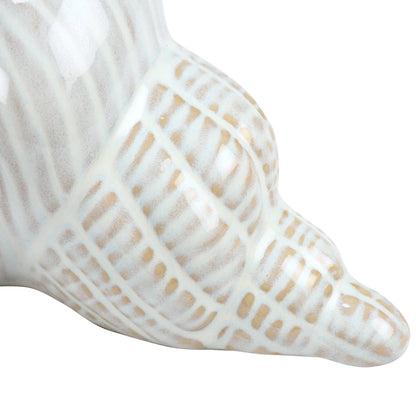 Decor: Conch Shell Sitter